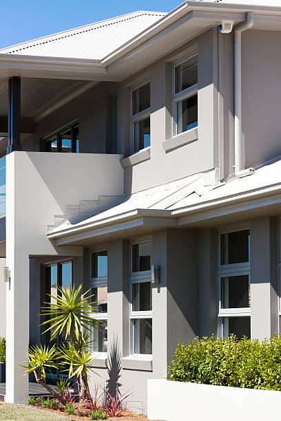 istock Brand new modern house in sunlight 453077637