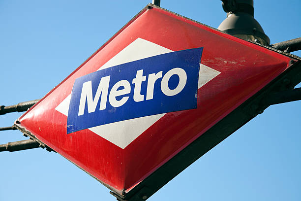 istock Metro sign in Madrid 453088999