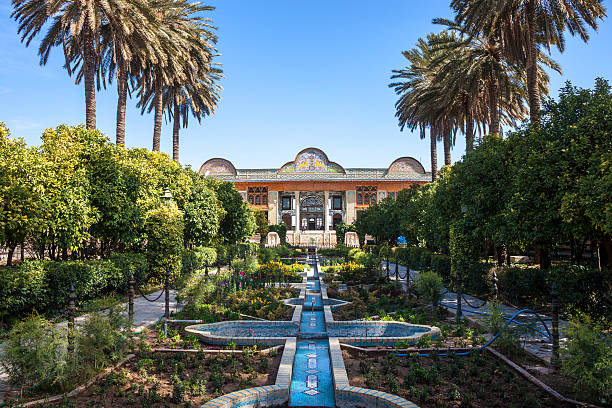 Naranjestan garden