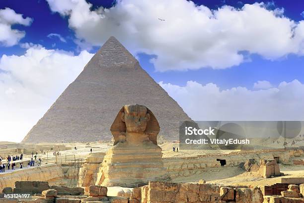 Great Pyramids Kair Egypt - zdjęcia stockowe i więcej obrazów Archeologia - Archeologia, Azja Zachodnia, Chmura