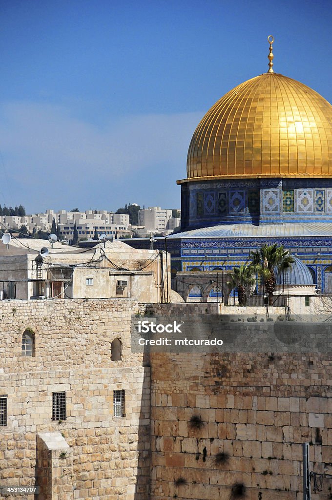 Иерусалим-Купол Скалы и западной стене - Стоковые фото Куполообразная структура роялти-фри