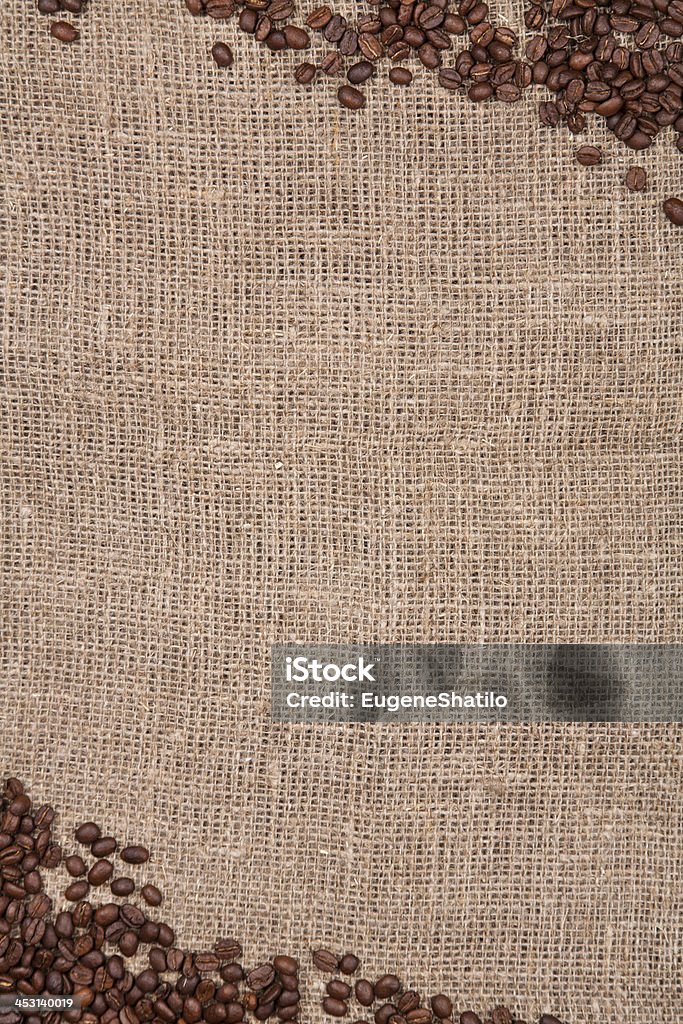 Kaffeebohnen auf Leinwand - Lizenzfrei Alkoholfreies Getränk Stock-Foto