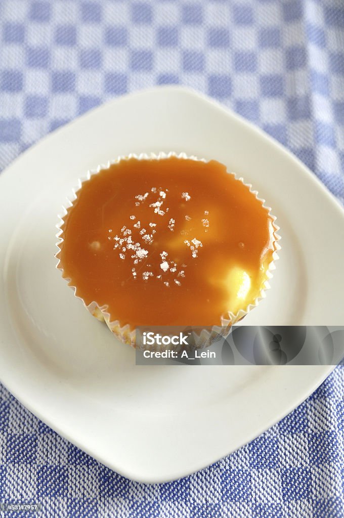 Caramelo Bolo de Queijo com fleur de sel - Royalty-free Alimentação Não-saudável Foto de stock