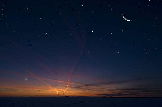 night cielo - crescent foto e immagini stock