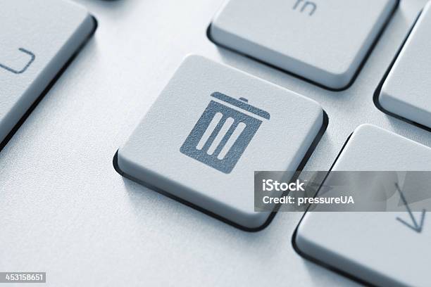 Trash Bin Button Stock Photo - Download Image Now - Delete Key, Computer, Garbage