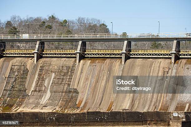 Barragem Hidroelétrica Secção De - Fotografias de stock e mais imagens de Ao Ar Livre - Ao Ar Livre, Arquitetura, Barragem - Estrutura Feita pelo Homem