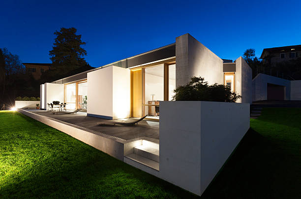 istock beautiful house, night scene 453176377
