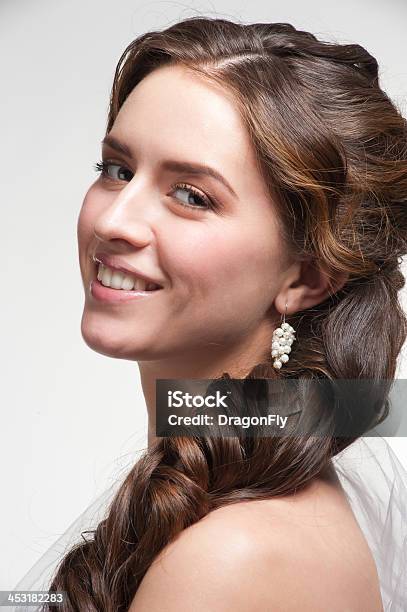 Woman With Beautiful Hairstyle Stock Photo - Download Image Now - Adult,  Adults Only, Beautiful People - iStock
