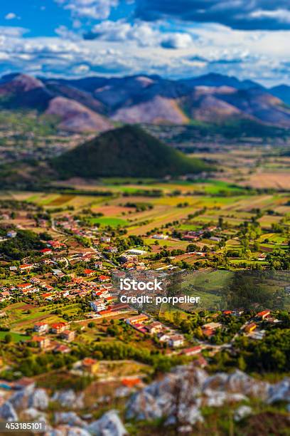 非常に小さな村 - 村のストックフォトや画像を多数ご用意 - 村, イタリア, ヨーロッパ