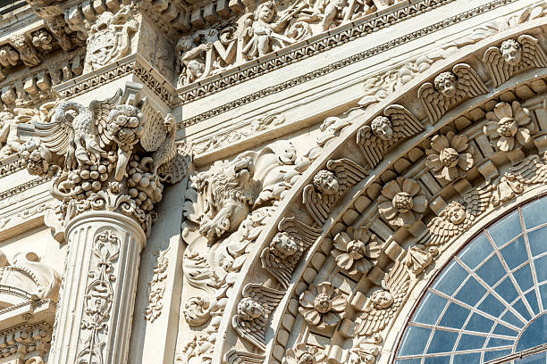 barroco arquitetura detalhada em lecce, itália - baroque style lecce italy puglia imagens e fotografias de stock