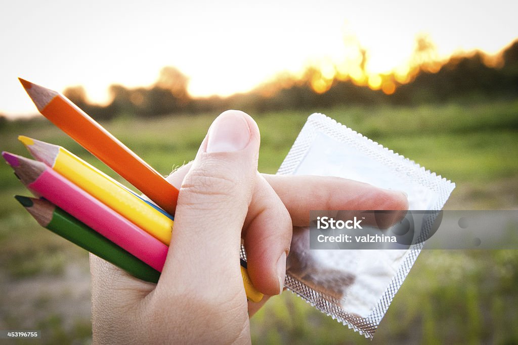 여름 밝은 사진이 콘돔 - 로열티 프리 0명 스톡 사진