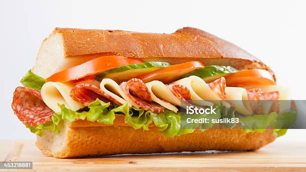 Foto de Sandwich Sanduíche e mais fotos de stock de Alface - Alface, Baloney, Bandeja