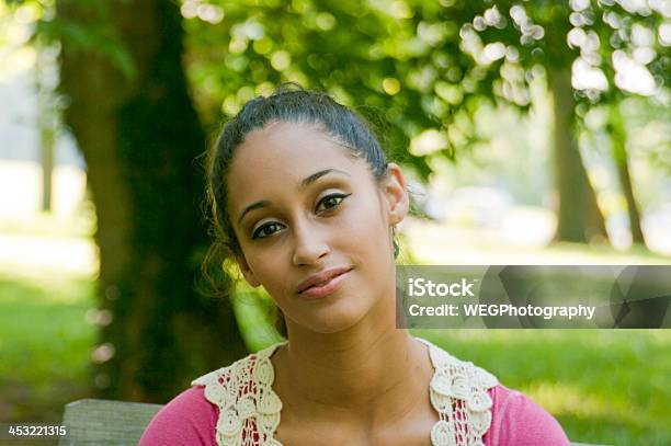 웃는 여자아이 20-24세에 대한 스톡 사진 및 기타 이미지 - 20-24세, 2000-2009 년, 21세기