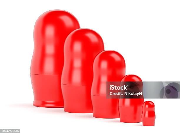 Vermelho Ninhos Bonecas Matryoshka Russa - Fotografias de stock e mais imagens de Babushka - Babushka, Boneca, Boneca Russa