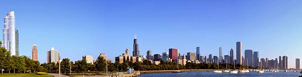 istock Chicago Skyline in the morning 453303523
