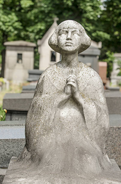 istock Tomb in Pere Lachaise Cemetery  Paris 453304413