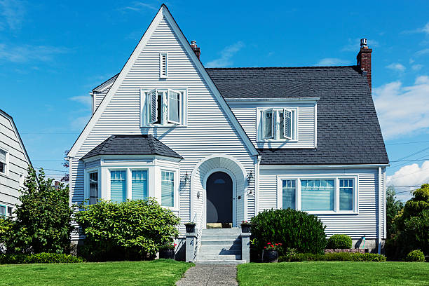 istock Minimal Traditional Shingle Style Home 453310465