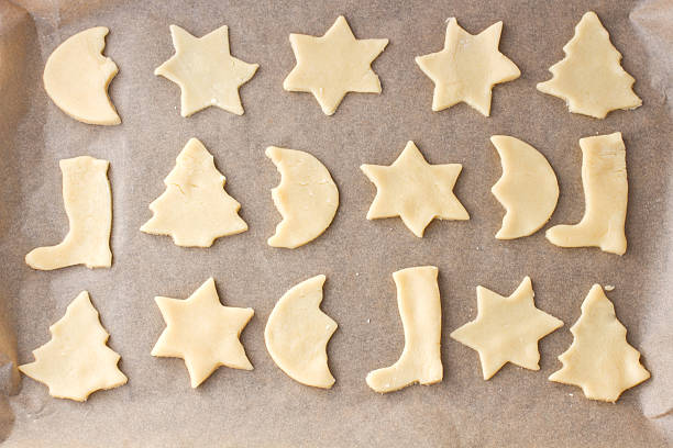 istock Raw cookies for christmas 453385801