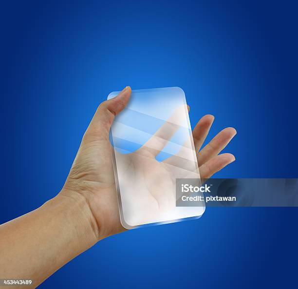 Transparente Futuro Telefone Móvel Na Mão Conceito - Fotografias de stock e mais imagens de A caminho
