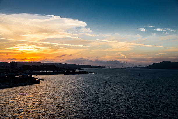 istock Sunset over the Golden Gate Bridge 453480417
