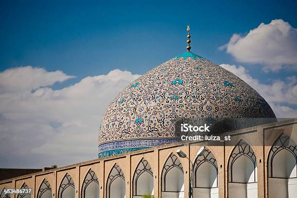 Sheikh Lotfollah Mosque In Isfahan Iran Stock Photo - Download Image Now - Sheikh Lotfollah Mosque, Architectural Feature, Architecture