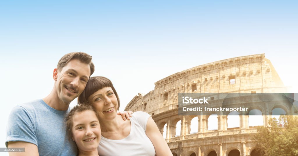 Heureuse famille à rome, Italie - Photo de Famille libre de droits