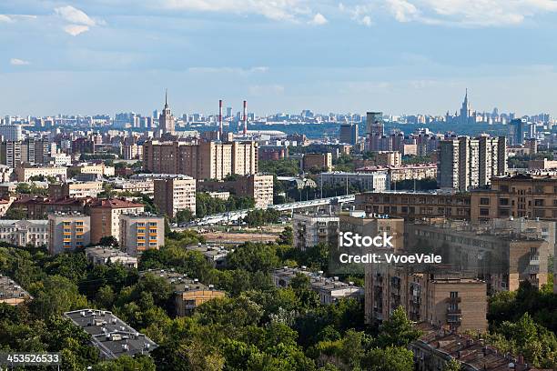 Panorama Moskwy - zdjęcia stockowe i więcej obrazów Architektura - Architektura, Bez ludzi, Budowla mieszkaniowa
