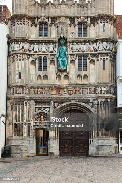 Canterbury Catedral De Entrada Foto de stock y más banco de imágenes de Anglicano - Anglicano, Antiguo, Arquitectura
