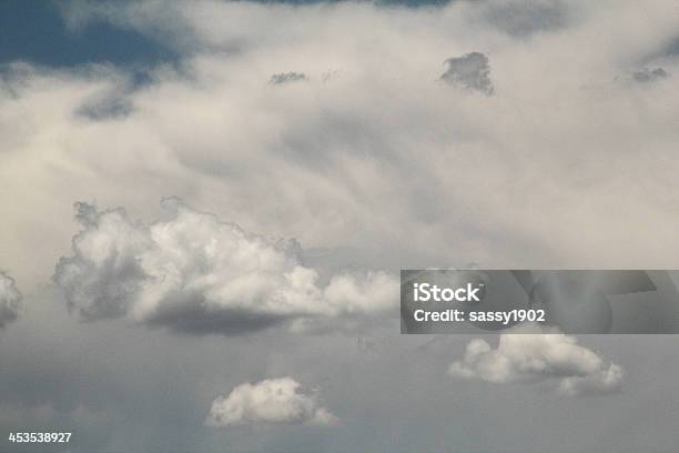 Nubes Azul Cielo Nubes Foto de stock y más banco de imágenes de Aspiraciones - Aspiraciones, Azul, Belleza de la naturaleza