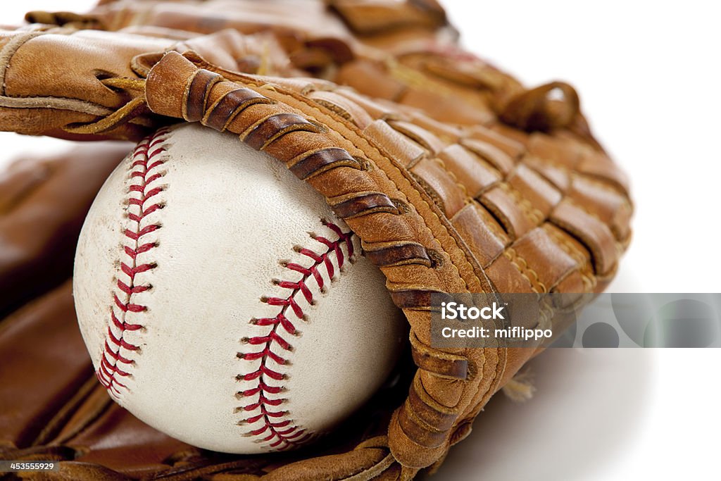 Guante de béisbol o mitt y bola - Foto de stock de Blanco - Color libre de derechos