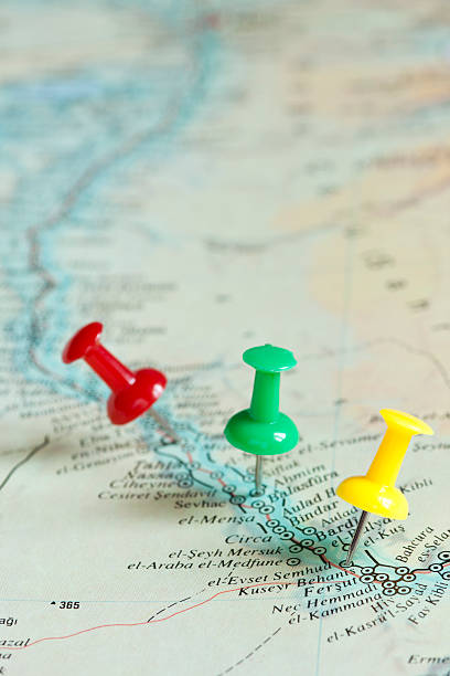 istock traveling in the report 453563273
