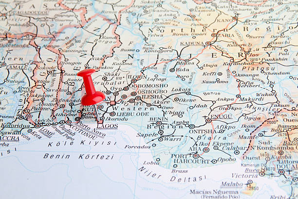 istock traveling in the report 453566229