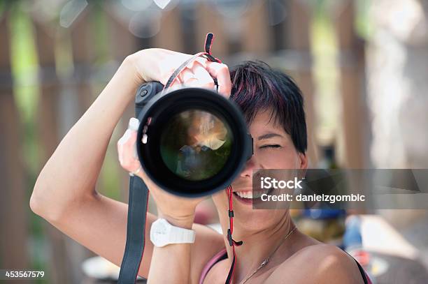 Big Lense - Fotografias de stock e mais imagens de Adulto - Adulto, Cristalino, Câmara Fotográfica