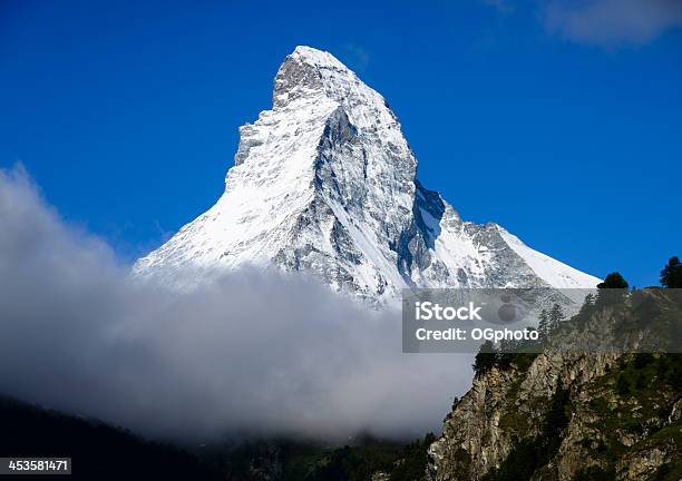 Il Cervino Svizzera - Fotografie stock e altre immagini di Alpi - Alpi, Alpi Pennine, Alpi svizzere