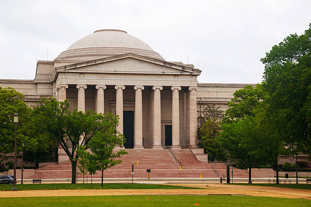 west building della national art gallery - smithsonian institution foto e immagini stock