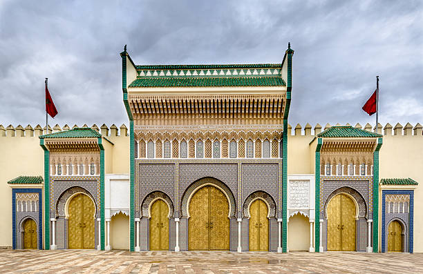 ingresso del palazzo reale, fes - dar el makhzen foto e immagini stock