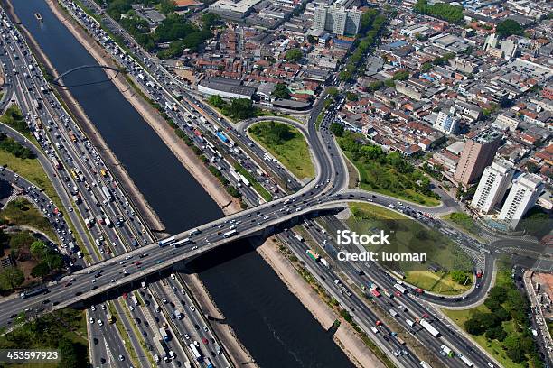 Krańcowa Tiete W Sao Paulo - zdjęcia stockowe i więcej obrazów Stan São Paulo - Stan São Paulo, São Paulo, Autobus