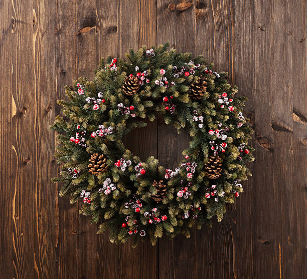 istock Advent Christmas wreath decoration 453614091