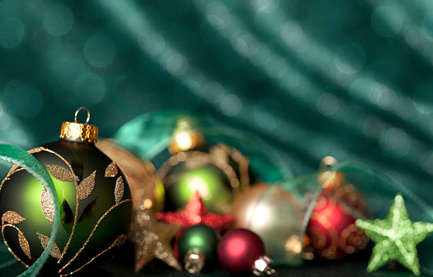 istock Christmas Ball Border on Green 453614097