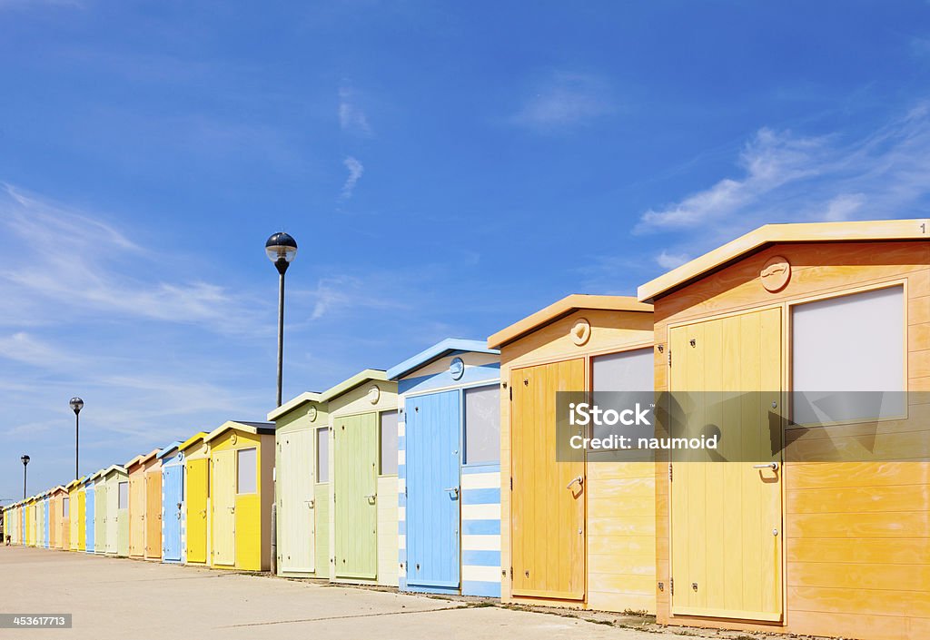 Capanne sulla spiaggia - Foto stock royalty-free di Brighton - Brighton and Hove