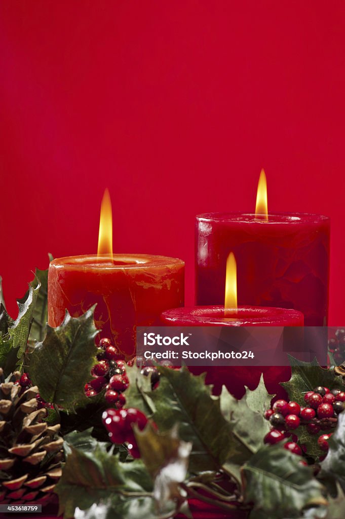 Red Advento Coroa de flores com velas - Royalty-free Advento Foto de stock