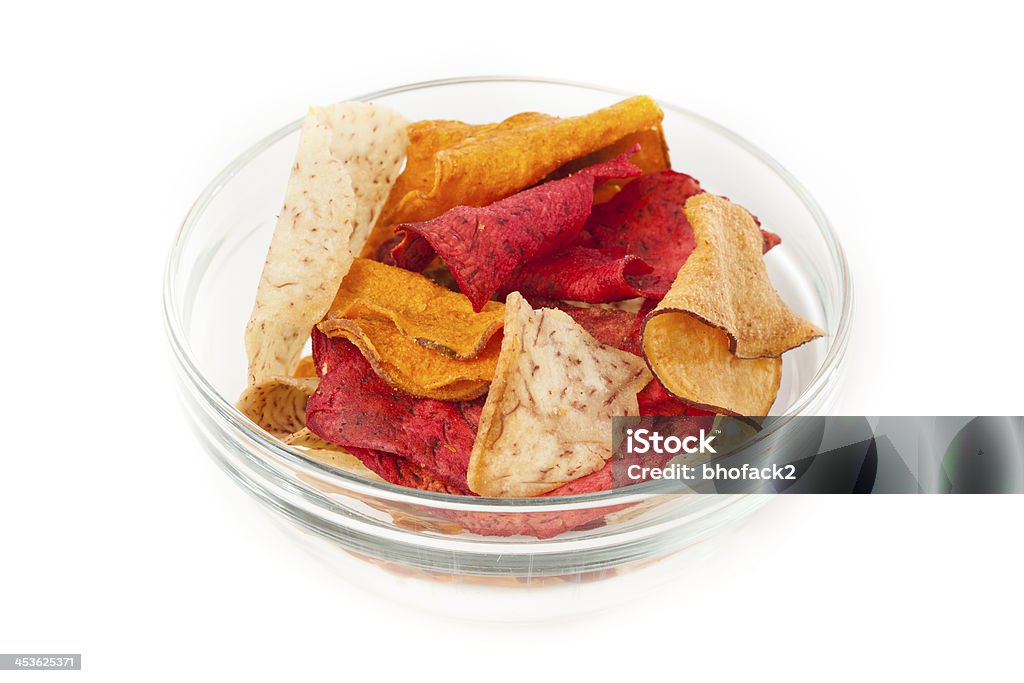 Chips de vegetales orgánicos frescos de corte - Foto de stock de Alimento libre de derechos