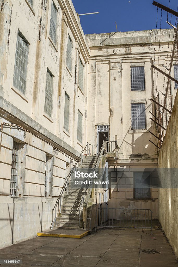 建物のアルカトラズ島刑務所セルハウス - アメリカ合衆国のロイヤリティフリーストックフォト