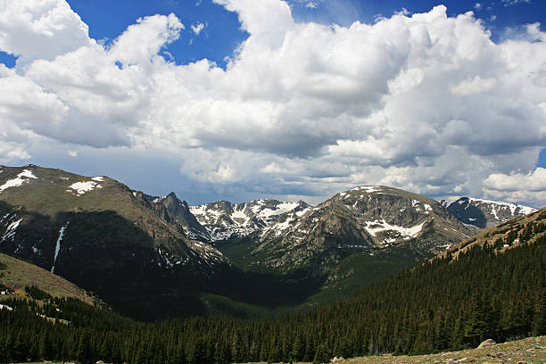 istock Still-snowy Maroon Bells at Rocky Mountains 453682521