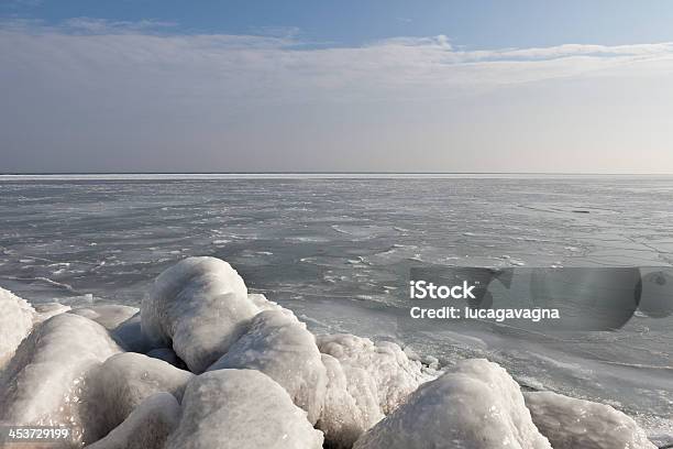 Замороженные Море — стоковые фотографии и другие картинки Без людей - Без людей, Бирюзовый, Вода