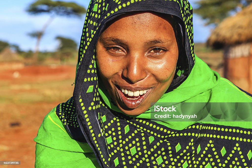 Retrato de jovem mulher de Borana, Etiópia, África - Royalty-free Acácia Foto de stock