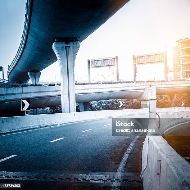 Foto de Tráfego Da Cidade e mais fotos de stock de Atividade - Atividade, Autoestrada, Carro