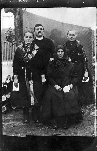 istock Vintage family photo 453767125