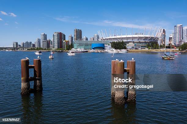 Fałszywa Zatoczka I Bc Place W Vancouver Kolumbia Brytyjska - zdjęcia stockowe i więcej obrazów Architektura