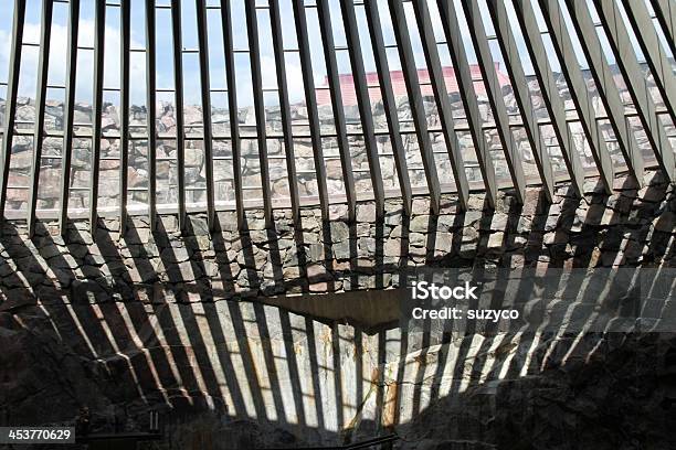 Dettaglio Chiesa Temppeliaukio - Fotografie stock e altre immagini di Architettura - Architettura, Chiesa, Helsinki